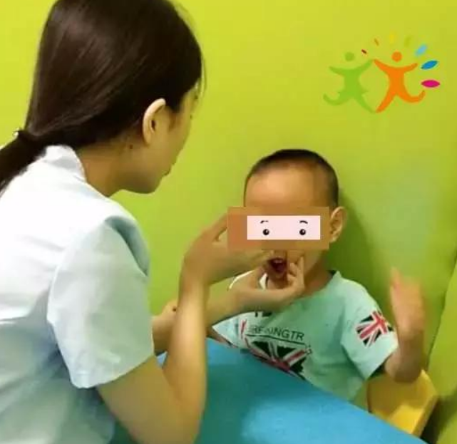 宝宝智力发育落后的表现和特征,如何提高智力2 宝宝智力发育落后的表现和特征,如何提高智力2